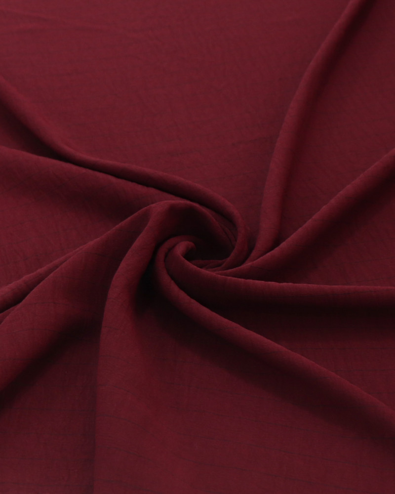 Tecido Crepe Duna Risca de Giz Preto e Marsala