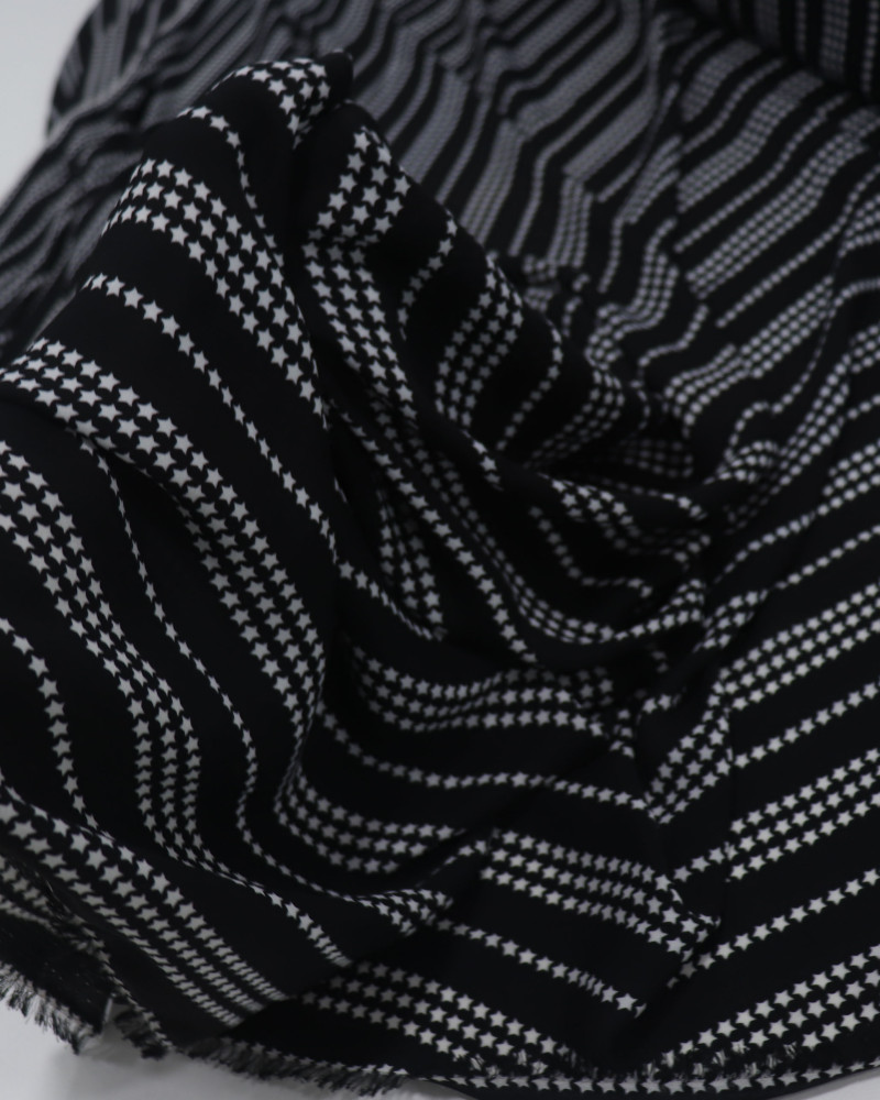 Tecido Crepe Chiffon Listrado Estelar Branco e Preto