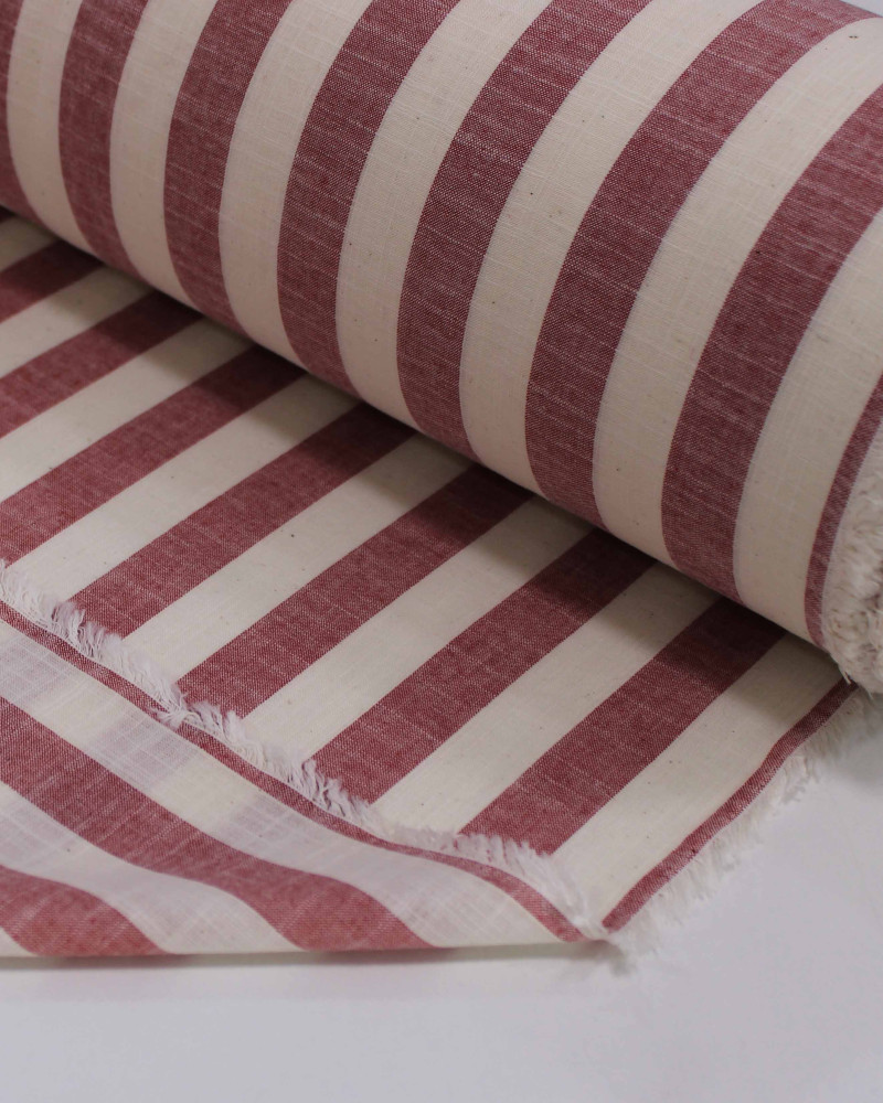 Tecido Tricoline Verano Flamê Listras Regulares Offwhite e Vermelho