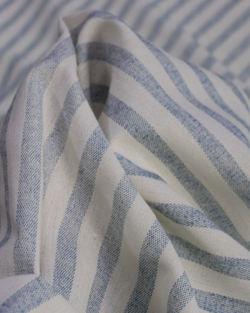 Tecido Linho Misto Listrado Azul Bebê e Offwhite