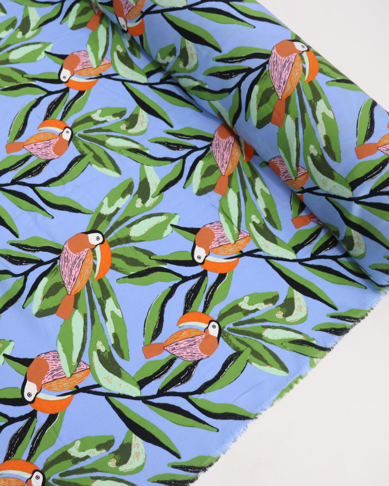 Tecido Viscose Tucanos Laranja, Rosa e Azul