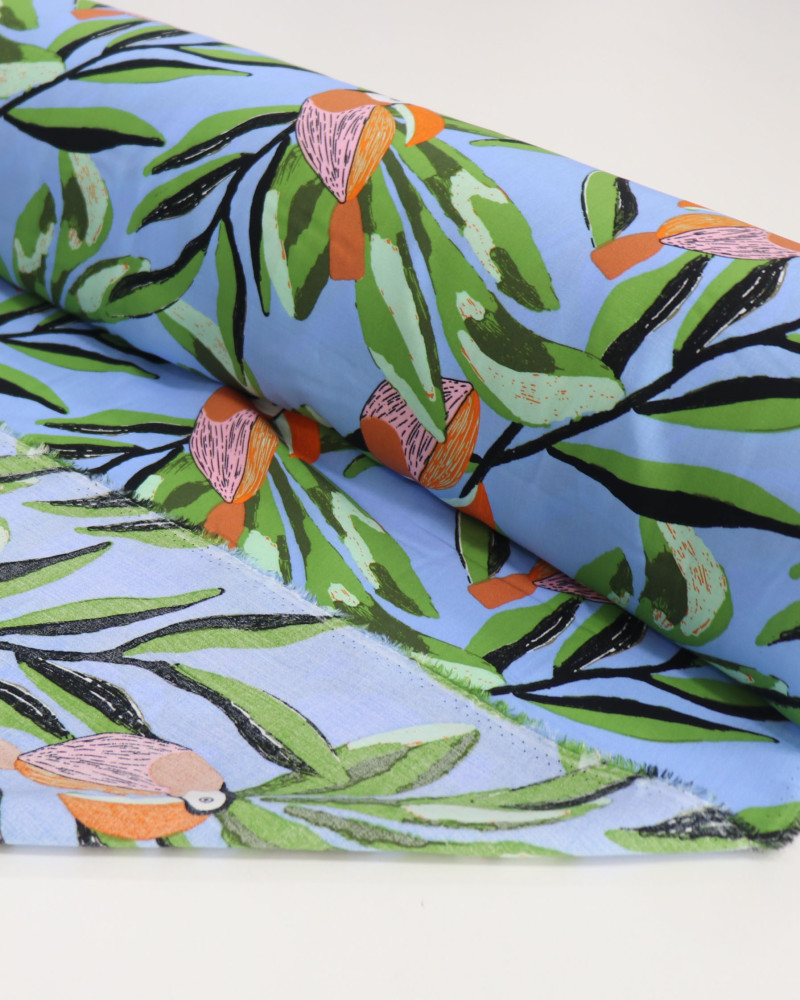 Tecido Viscose Tucanos Laranja, Rosa e Azul