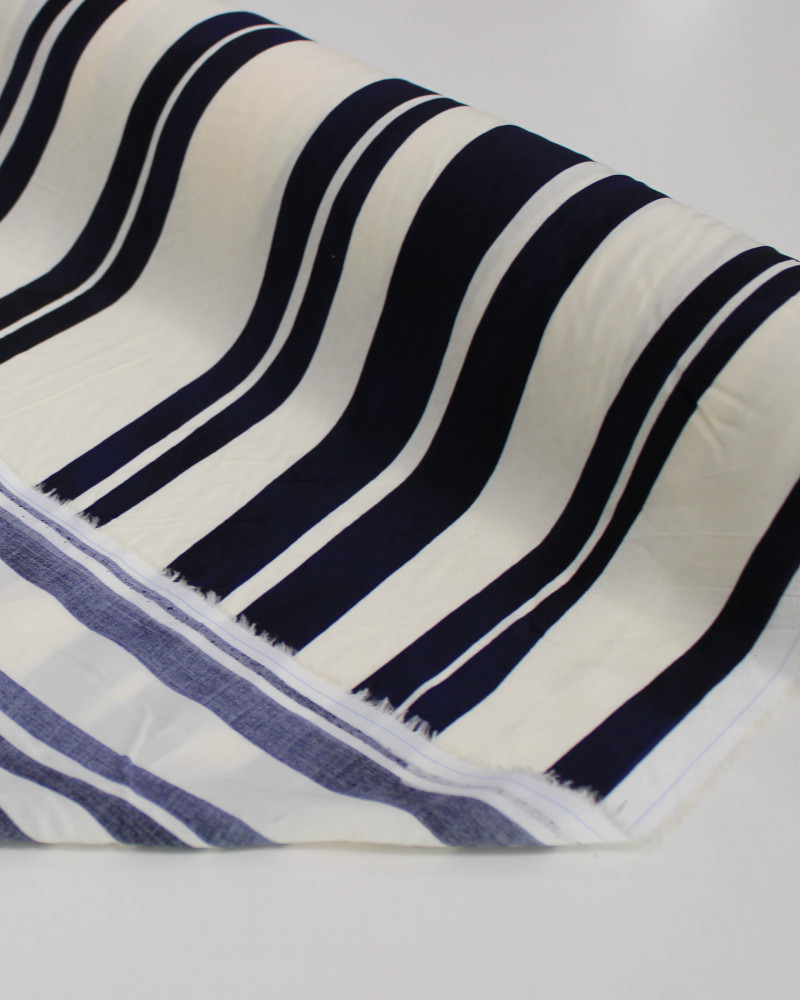 Tecido Viscose Italiano Listras Duplas Azul Marinho Noite e Offwhite