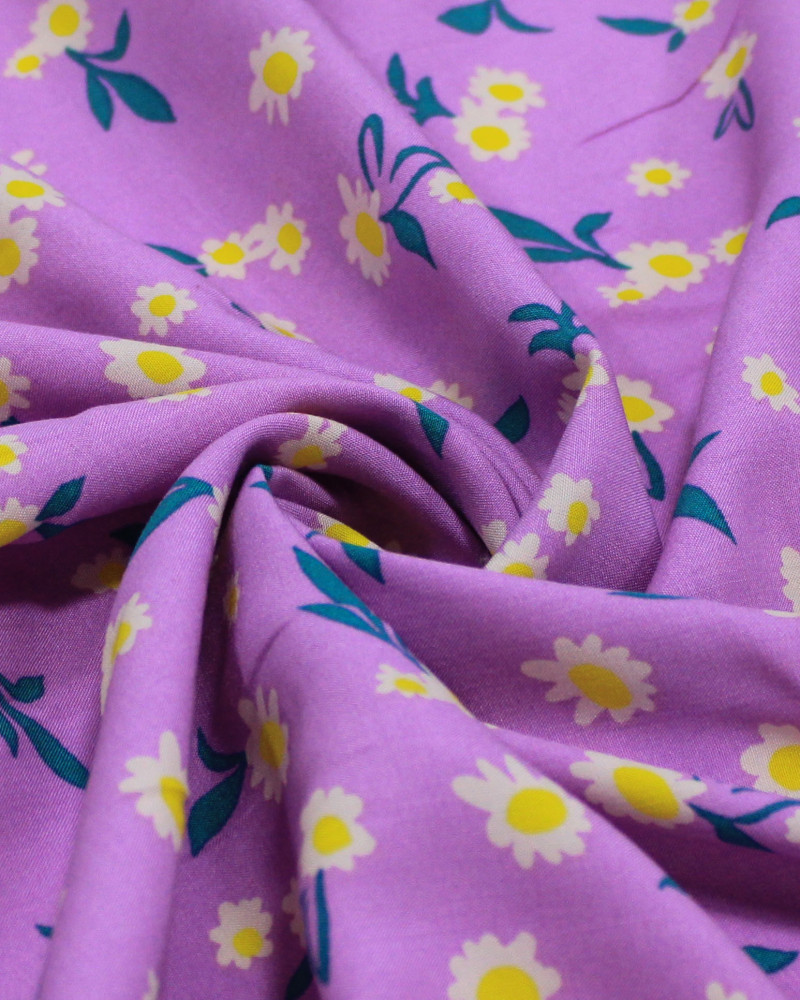 Tecido Viscose Tapete Floral Amarelo, Branco e Lilás