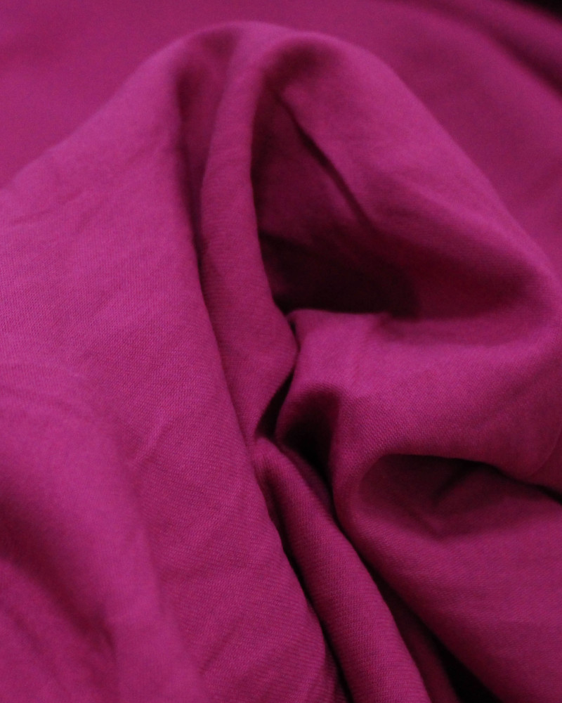 Tecido Alfaiataria de Viscose Fúcsia