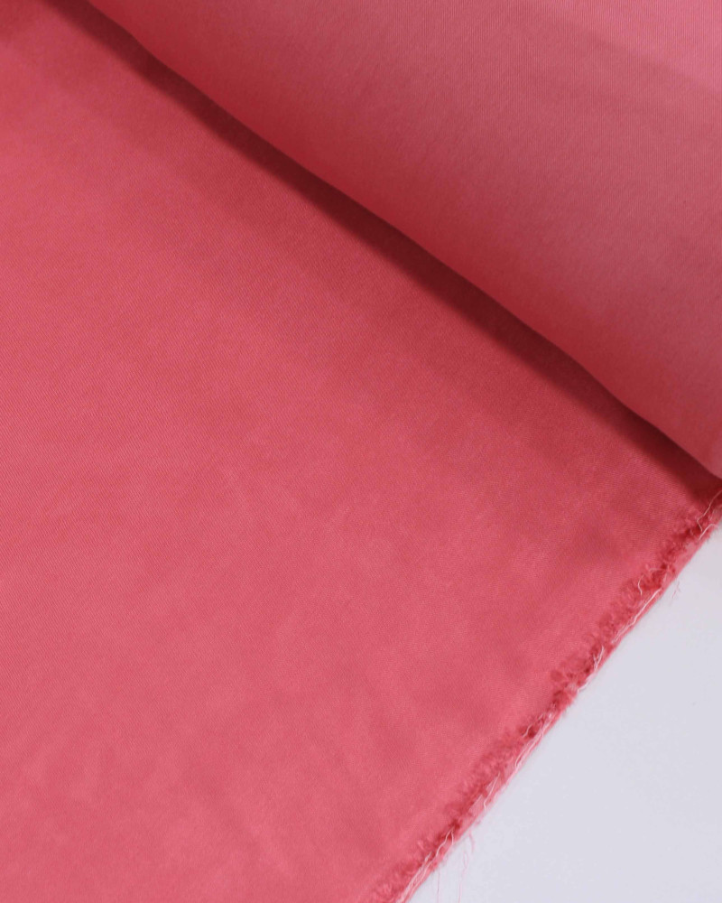 Tecido Viscose Acetinada Rosa Chiclete
