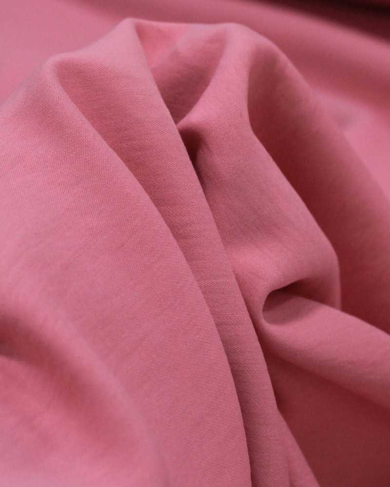 Tecido Alfaiataria de Viscose Rosa Chiclete