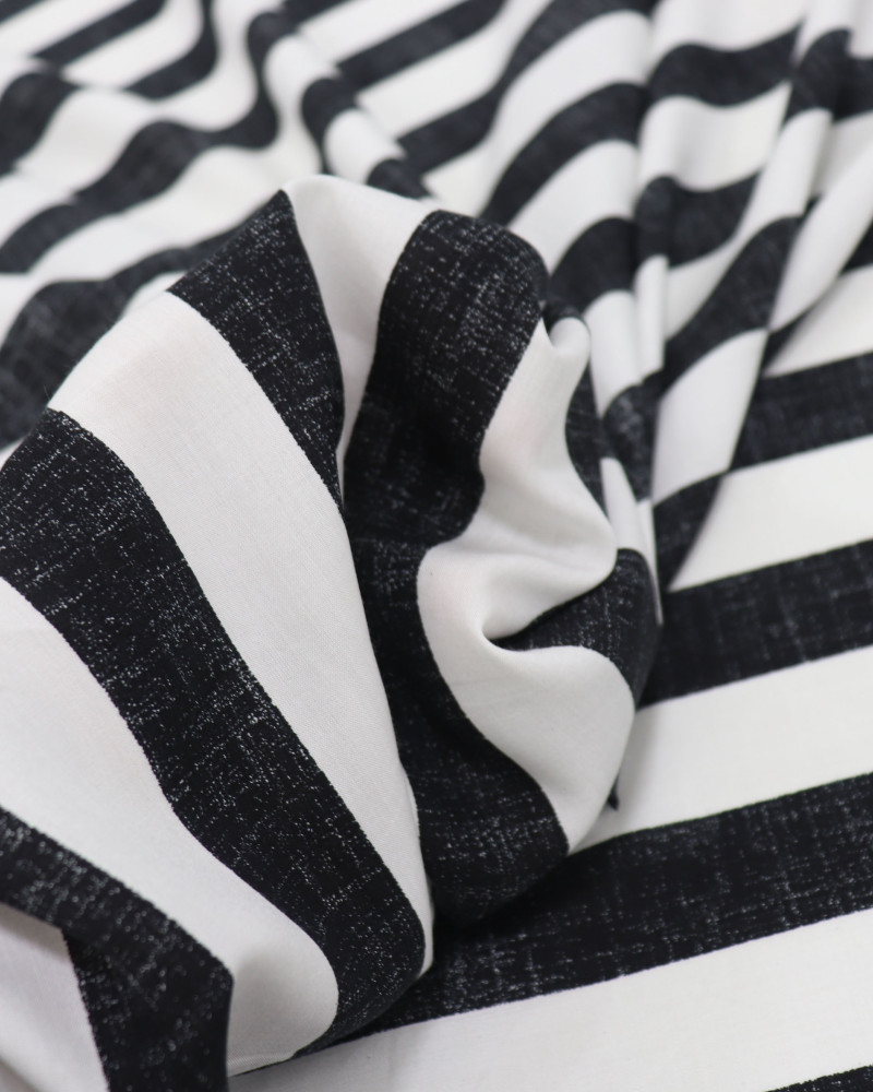 Tecido Viscose Macro Listras Preto Mescla