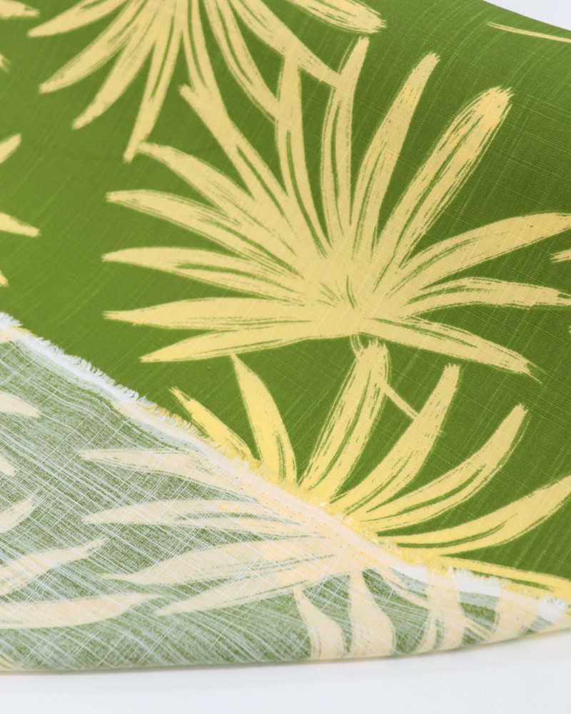 Tecido Viscose Texturizada Macro Folhagens Amarelo e Verde Oliva