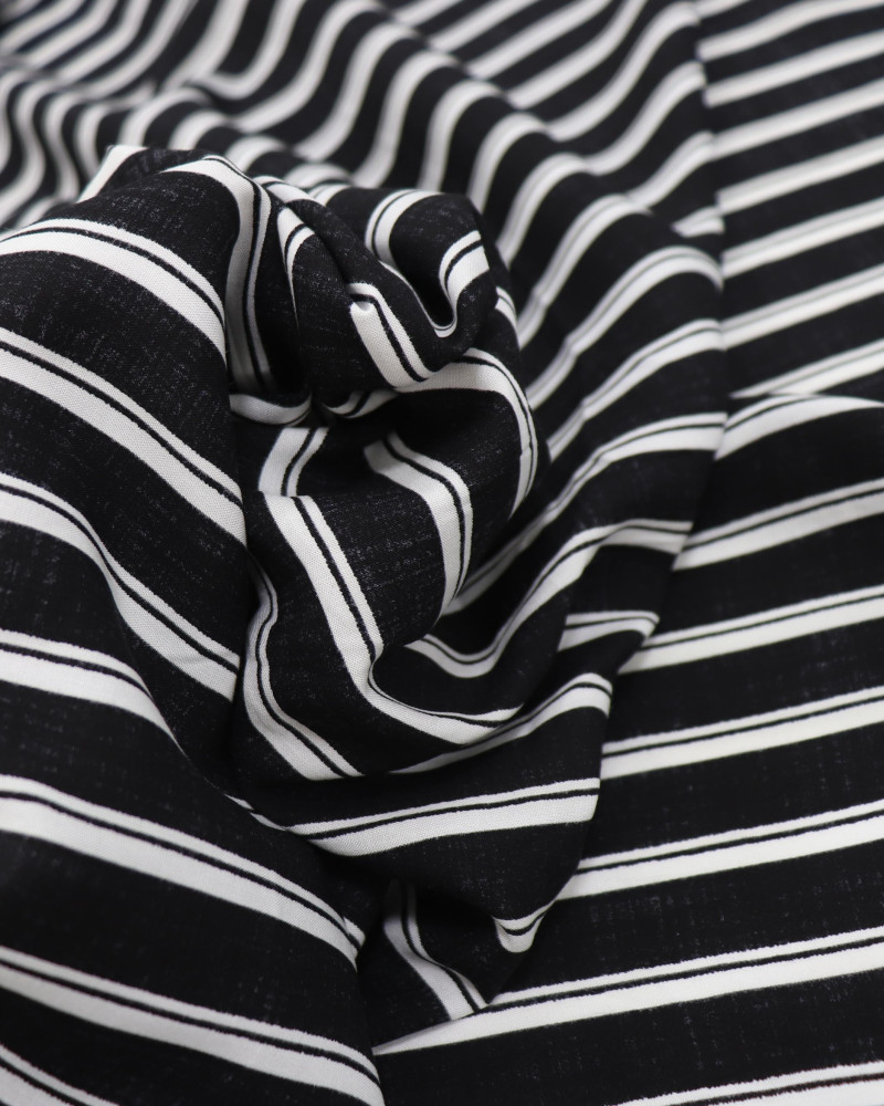 Tecido Viscose Listrado Duplo Preto e Branco