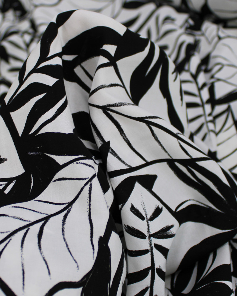 Tecido Viscose Rascunho de Folhas P/B