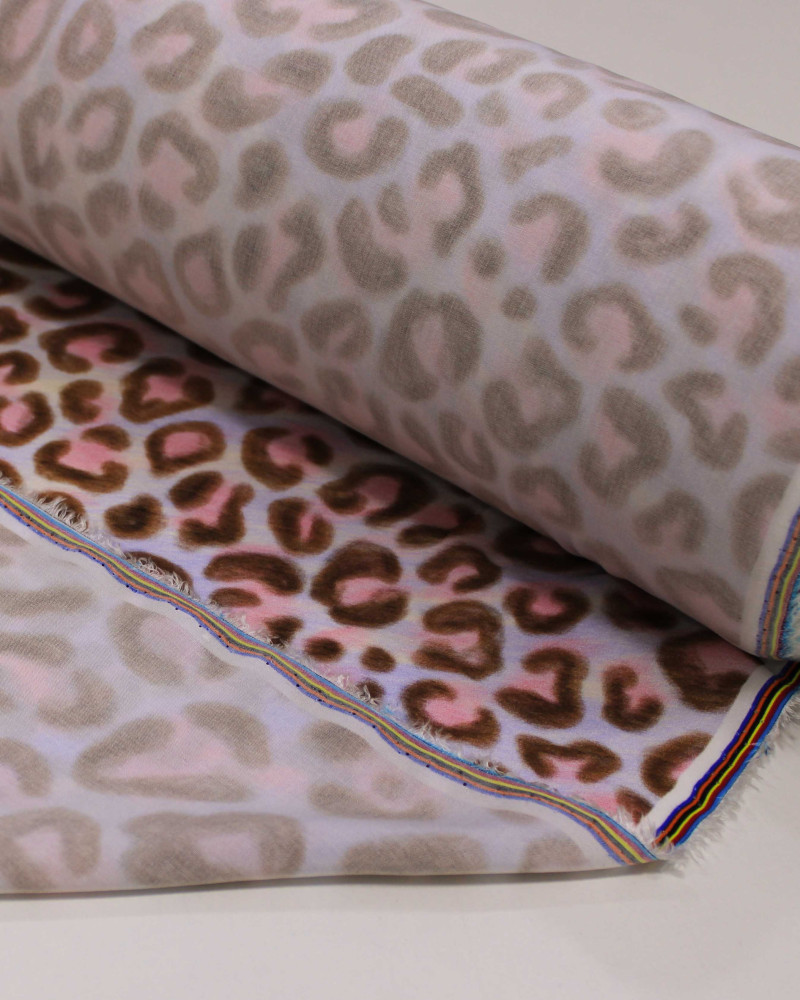 Tecido Viscose Premium Animal Print Marrom, Rosa e Azul