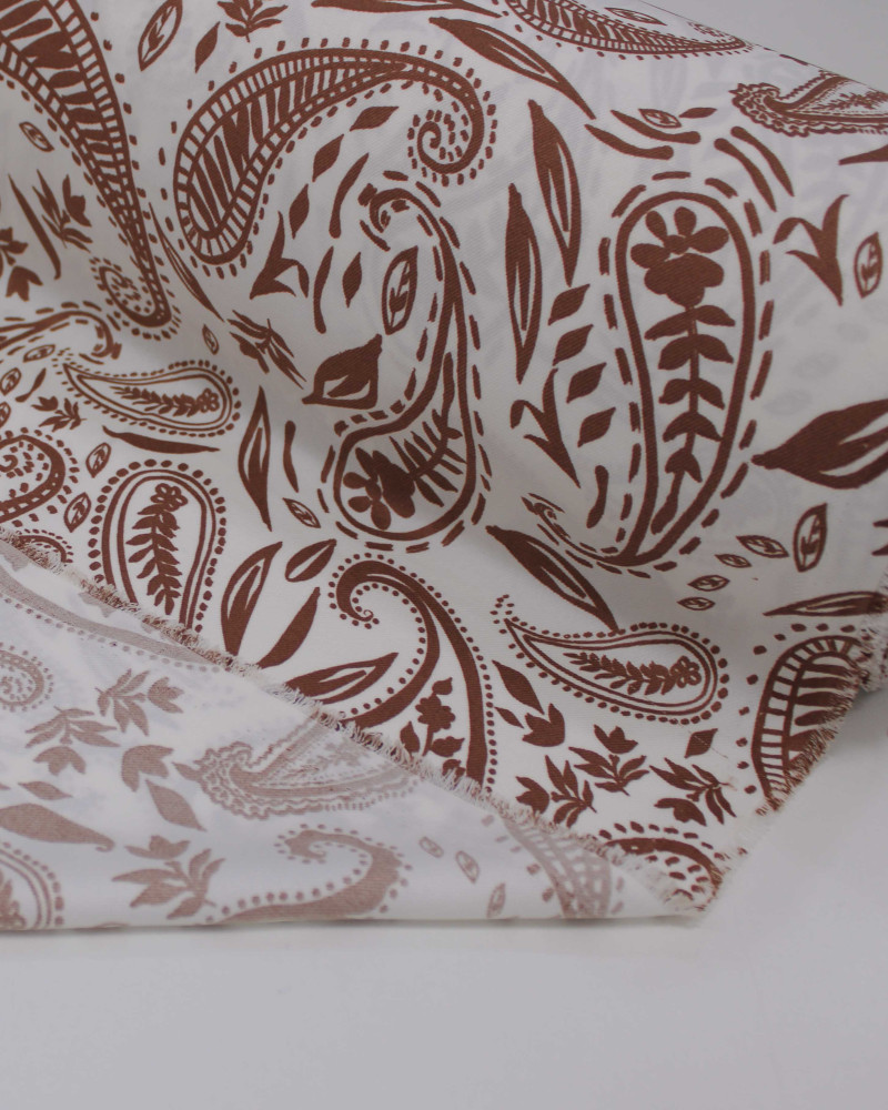 Tecido Crepe Sarjado Cashmere Estampado Marrom e Offwhite