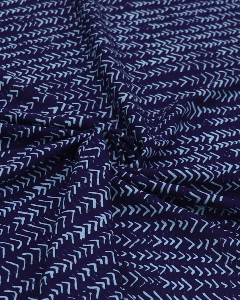 Tecido Viscose Texturizada Listras em Chevron Tons de Azul