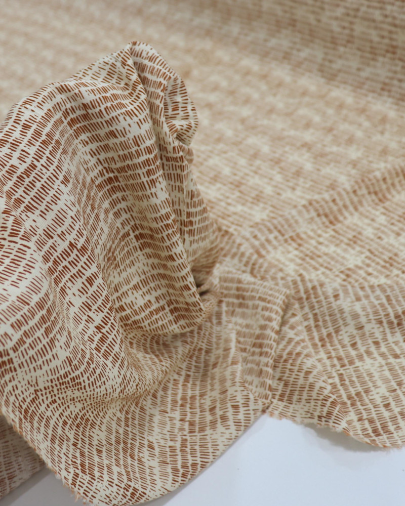 Tecido Viscose Texturizada Micro Riscos Terracota e Creme