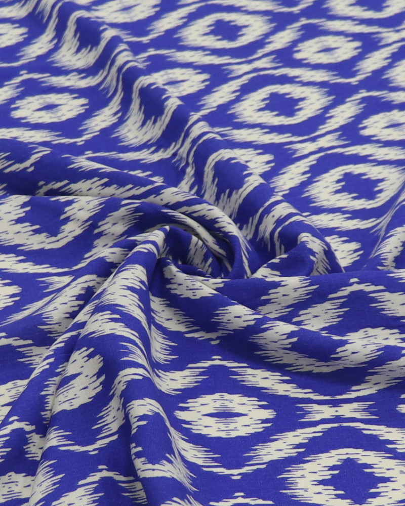 Tecido Viscose Texturizada Estampa Étnica Offwhite e Azul