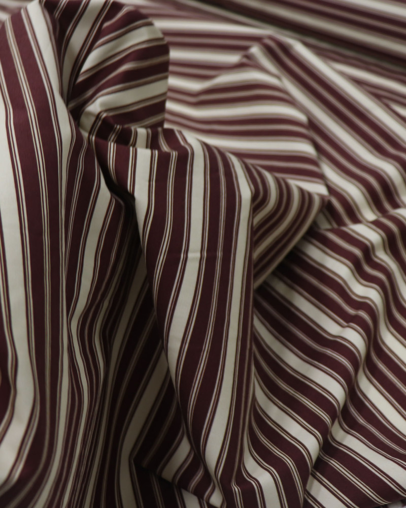 Tecido Crepe de Alfaiataria Italiano Multi Listras Verticais Creme e Marrom