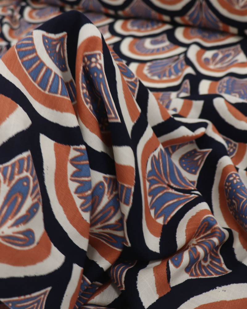 Tecido Viscose Texturizada Arcos Estampados Azul, Argila e Bege