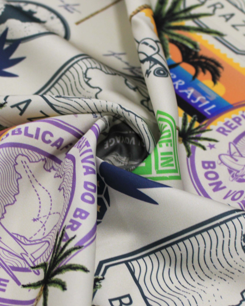 Tecido Crepe Salinas Brasilidade Estampa em Recortes Colorido e Pérola