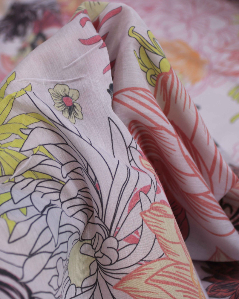 Tecido Crepe de Seda Mista Macro Floral Colorido e Branco