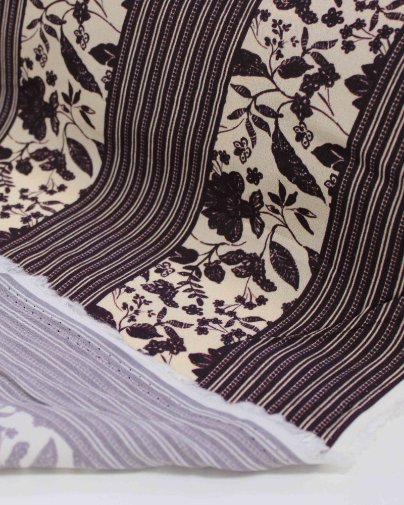 Tecido Crepe de Viscose Premium Listras Estampadas Roxo Imperial e Creme