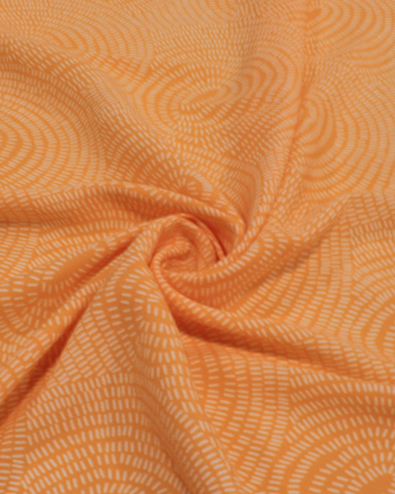 Tecido Crepe de Viscose Círculos em Riscos Branco e Laranja