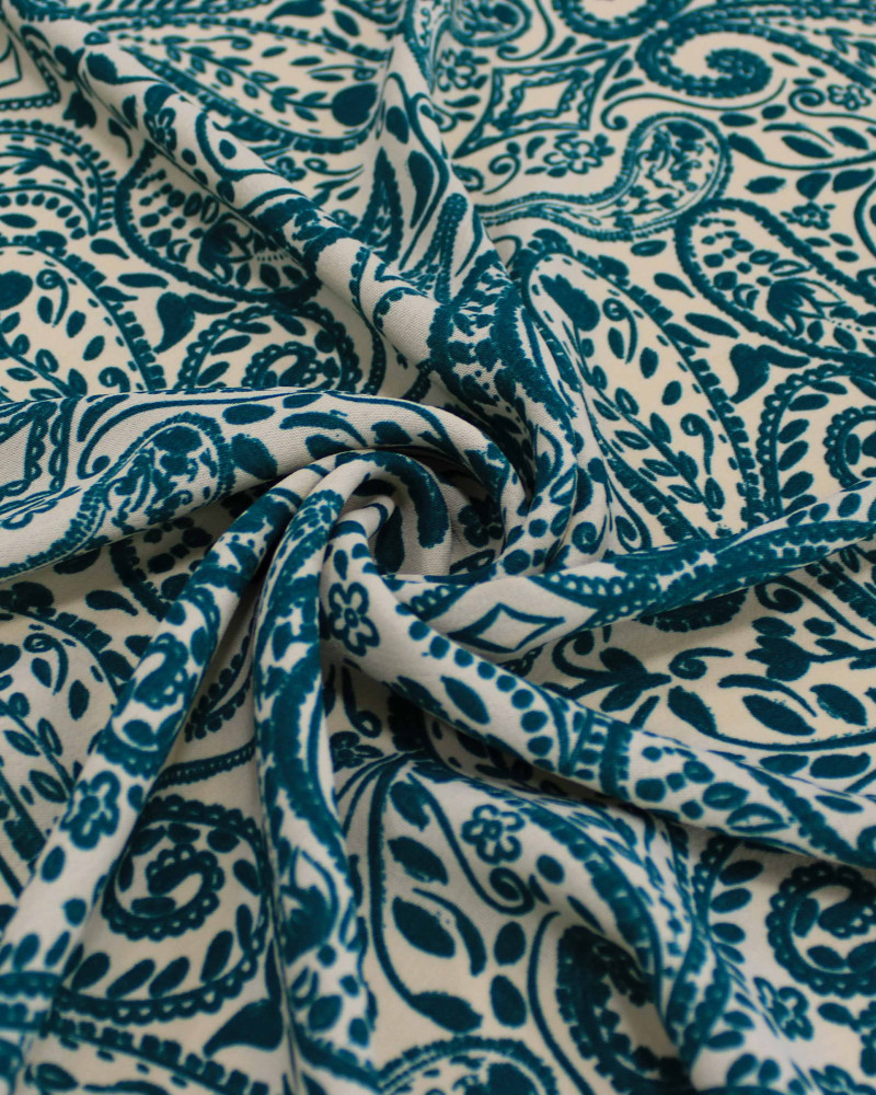 Tecido Crepe Koshibo Cashmeres Verde Esmeralda e Creme