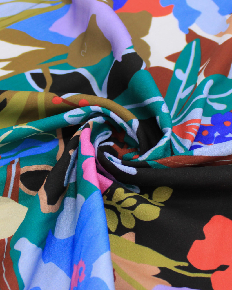 Tecido Viscose Italiano Campo Floral Abstrato Colorido