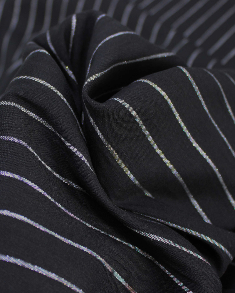 Tecido Linho Misto Italiano Risca de Giz com Lurex Preto