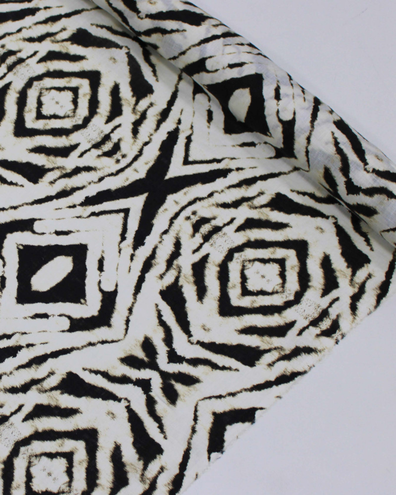 Tecido Linho Puro Italiano Estampa Étnica Abstrata Preto e Offwhite