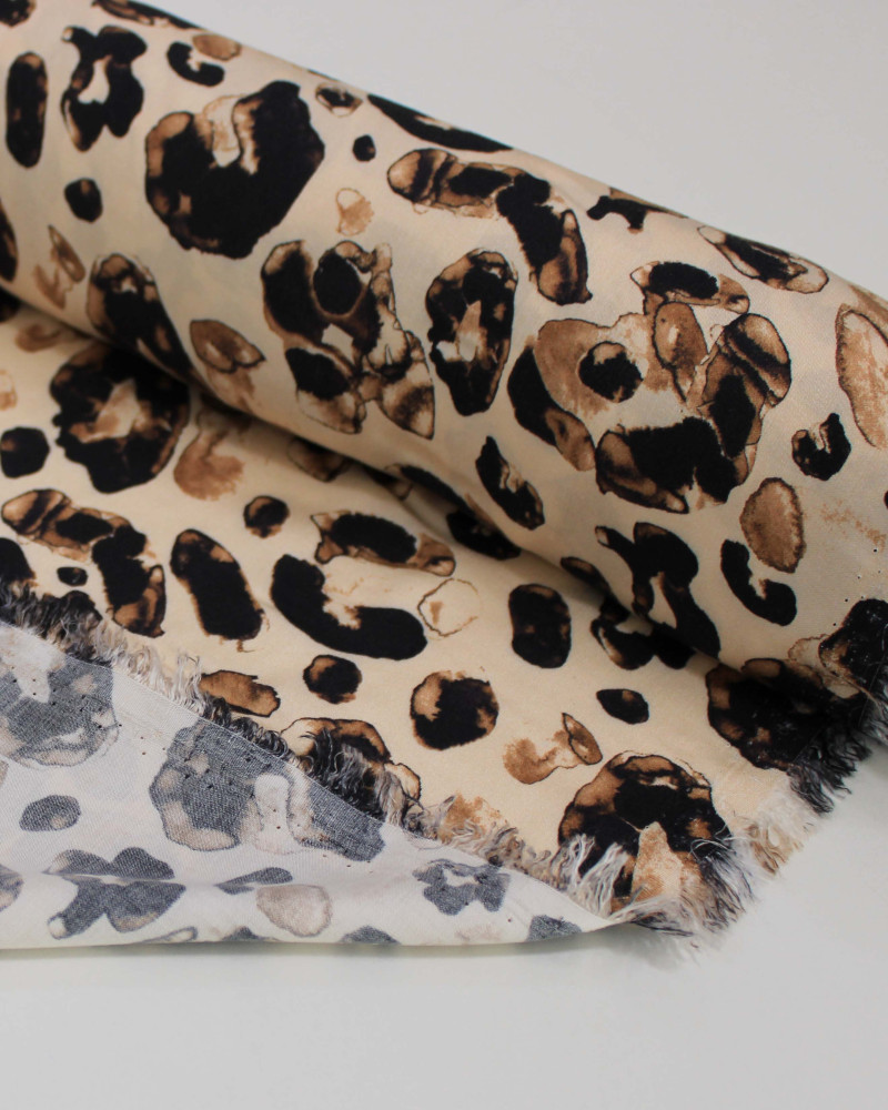 Tecido Viscose Italiano Animal Print Tons de Marrom e Nude