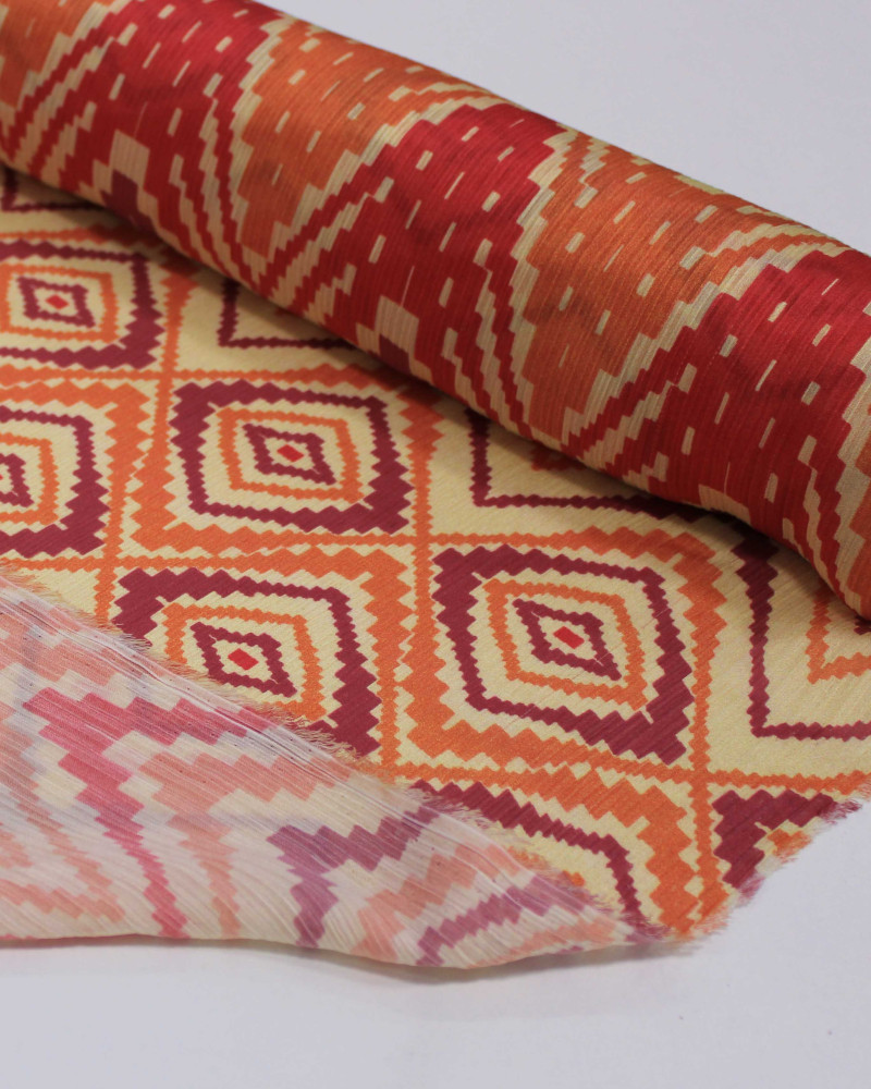 Tecido Crepe Chiffon Texturizado Italiano Chevron em Listras Tons Quentes e Creme