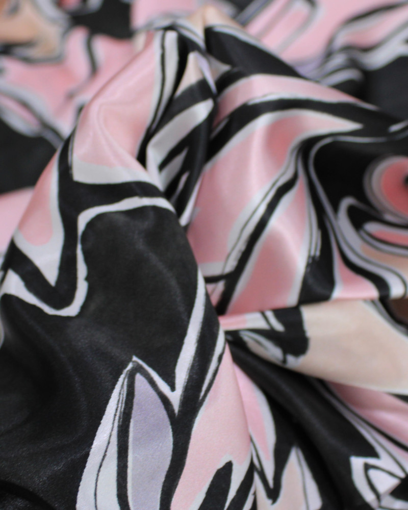 Tecido Crepe Silk Italiano Desenho Abstrato Floral Rosa, Preto e Pêssego