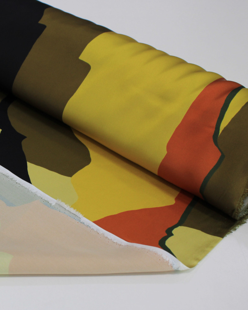 Tecido Crepe Silk Italiano Macro Camuflado Colorido