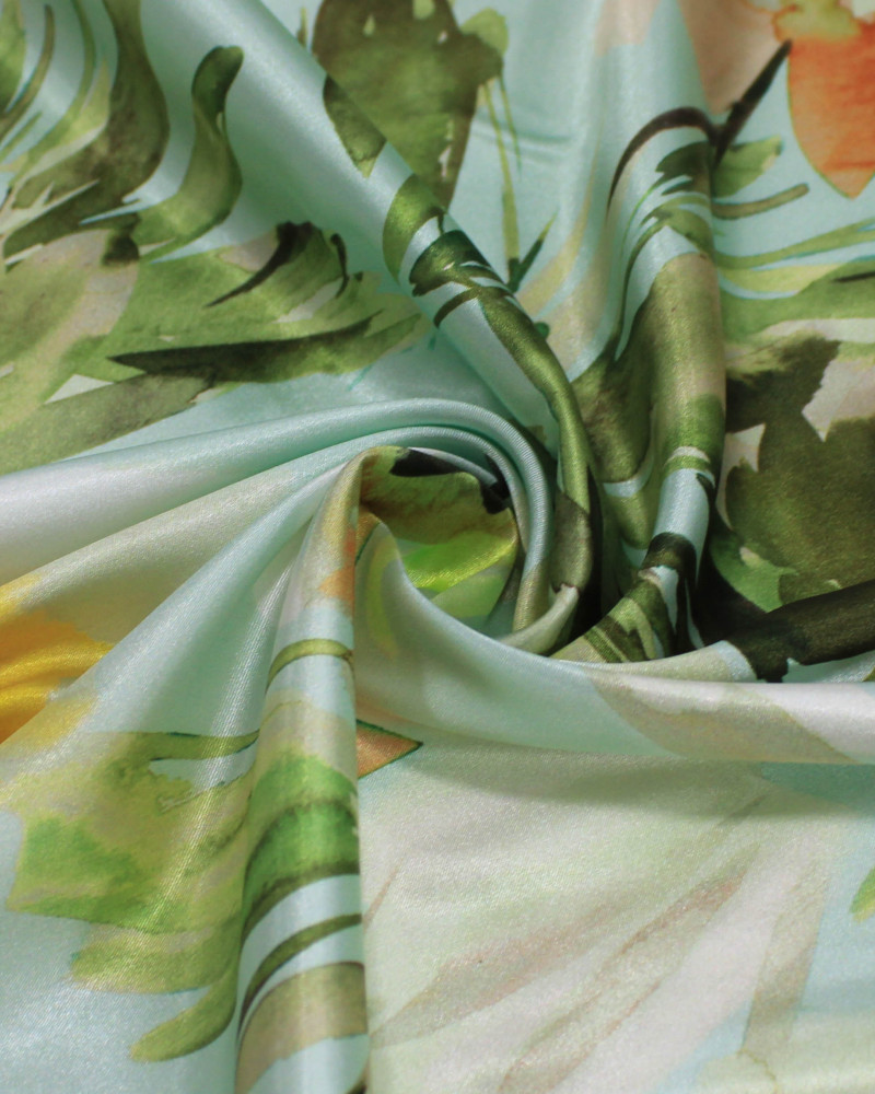 Tecido Crepe Silk Italiano Macro Ramos Florais Colorido e Verde Sálvia