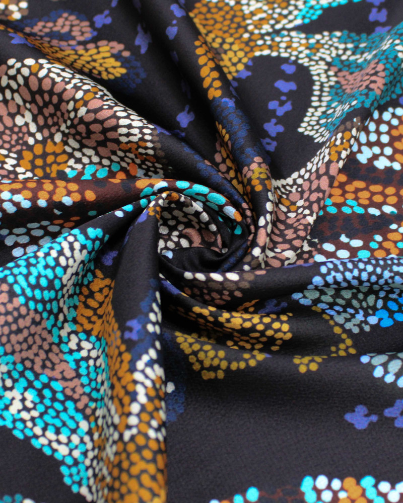 Tecido Crepe Silk Italiano Cashmere Floral em Pingos Coloridos e Preto