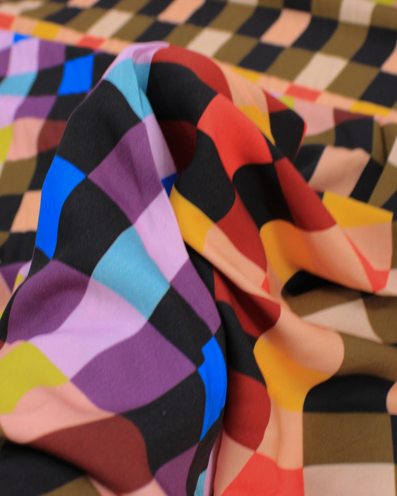 Tecido Viscose Italiano Quadriculado Colorido