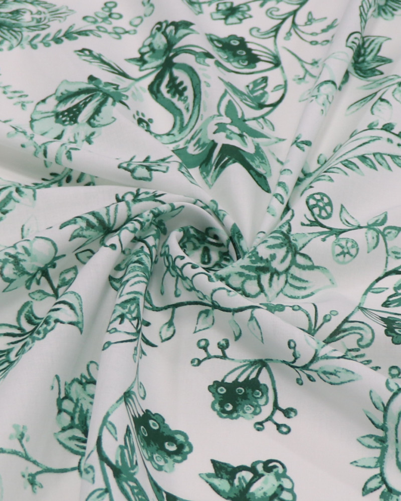 Tecido Cambraia de Algodão Ramos em Cashmere Branco e Verde