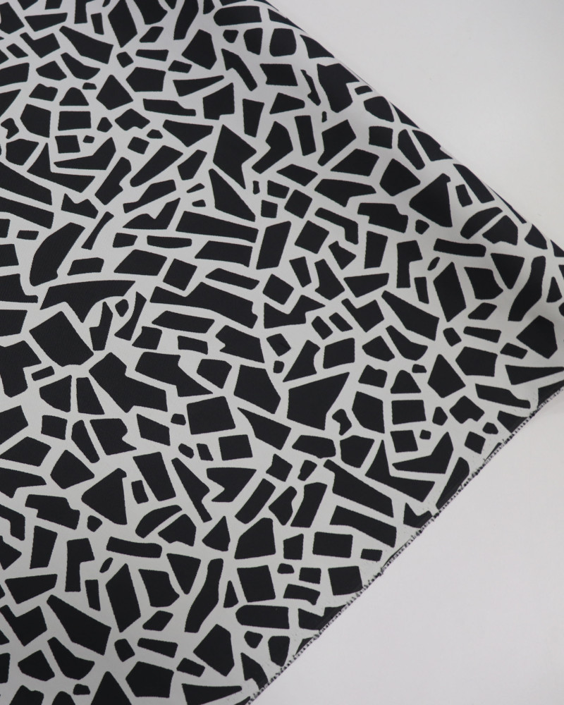Tecido Microfibra Italiano Dupla Face Animal Print Geométrico P/B