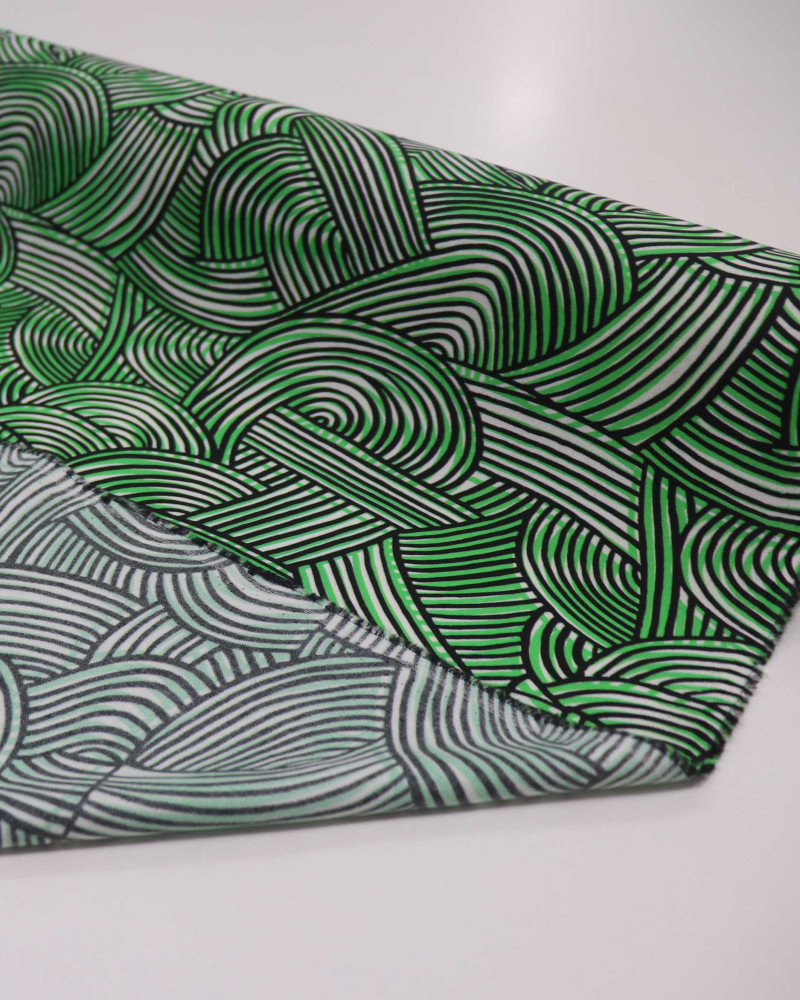 Tecido Viscose Italiano Riscos Ondulados Preto, Verde e Branco