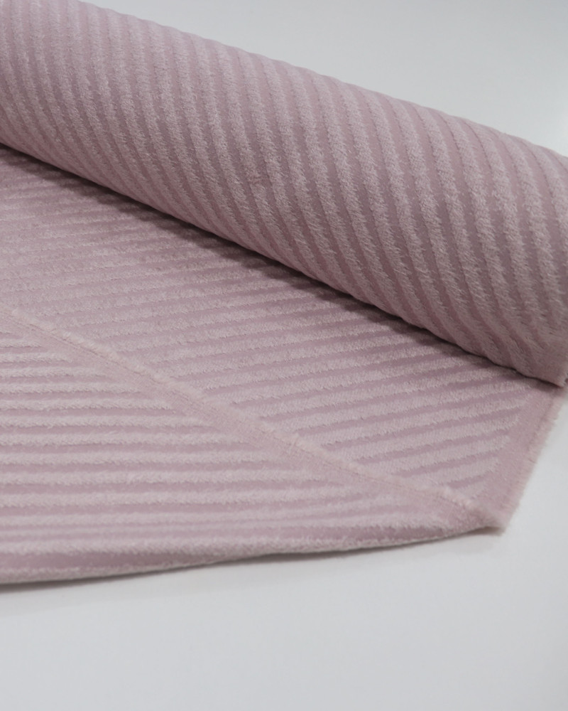 Tecido Tweed Leve Com Elastano Italiano Listras Diagonais Rosé