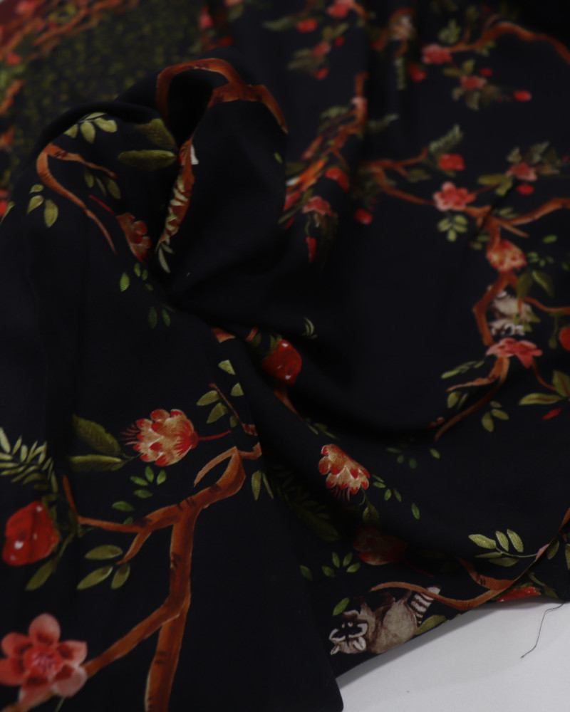 Tecido Viscose Barrado Floral e Raposas
