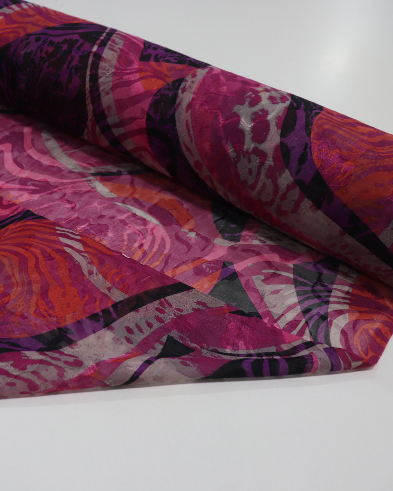 Tecido Crepe Chiffon Brocado Animal Print Ondas Laranja e Pink