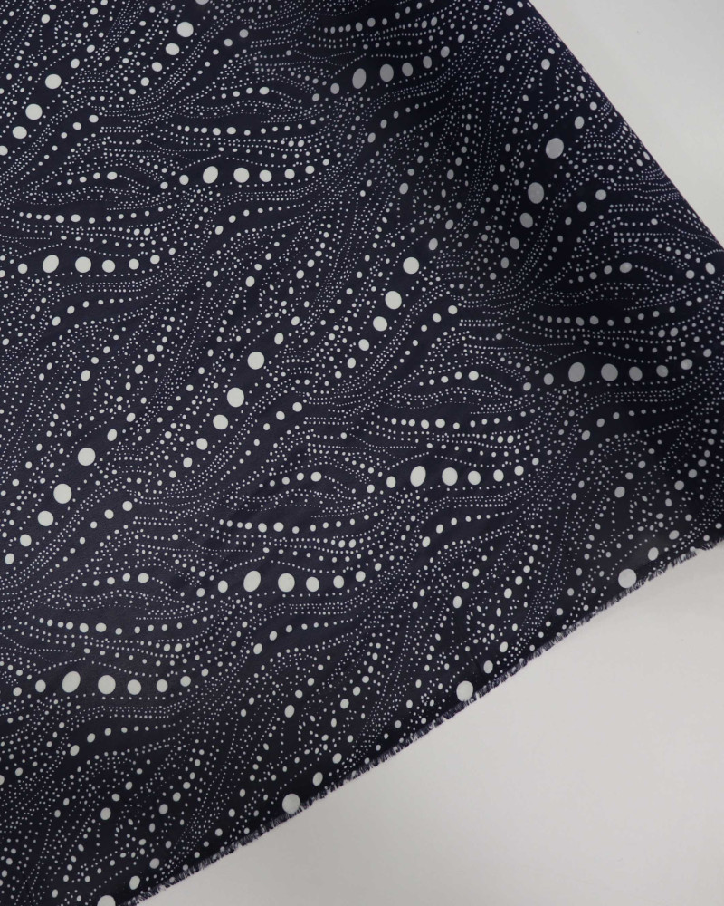 Tecido Crepe Chiffon Multi Poá Ondulado Branco e Azul Marinho