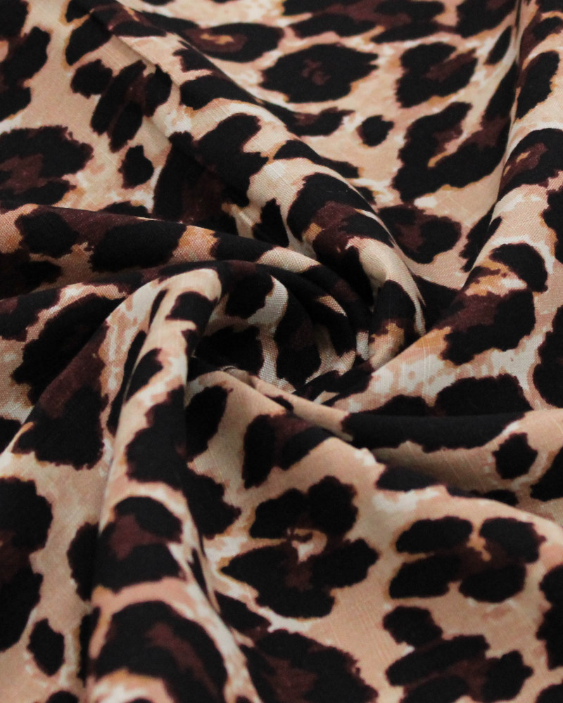 Tecido Viscose Texturizada Animal Print Preto Marrom e Bege