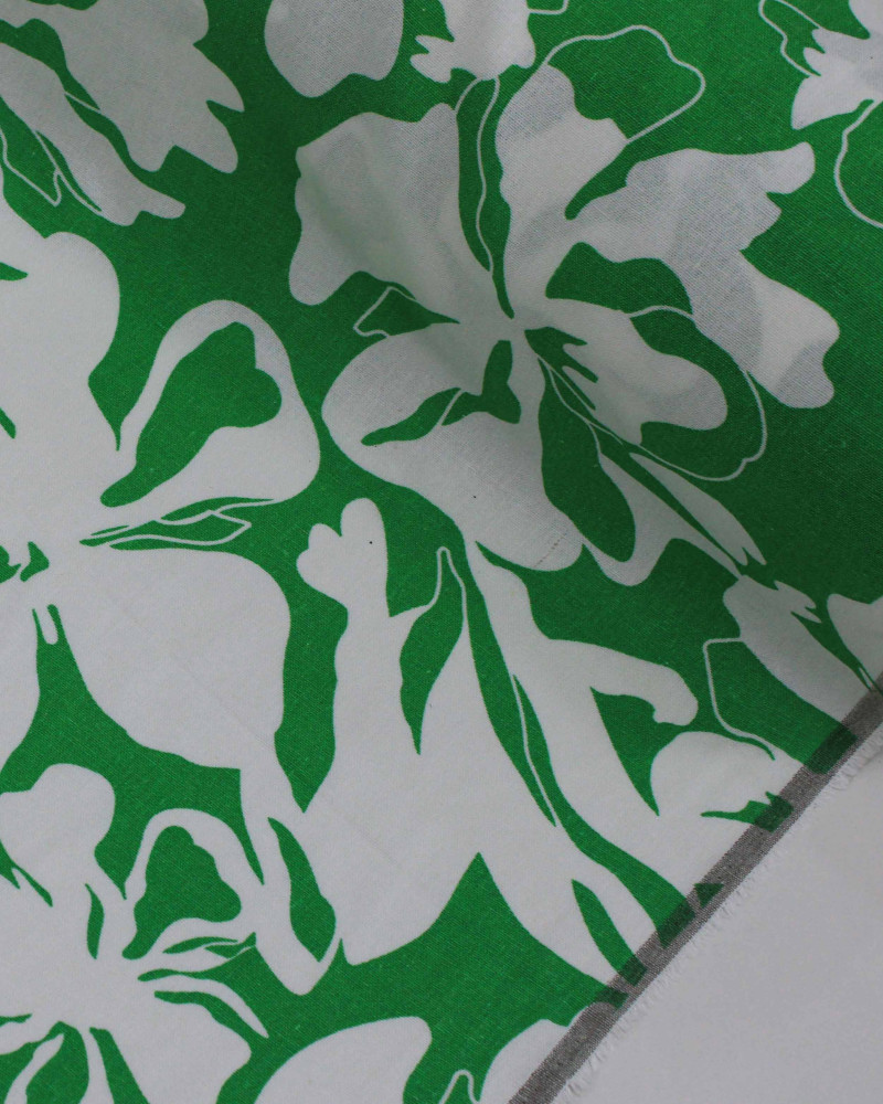 Tecido Linho Misto Estampado Macro Floral Abstrato Branco e Verde