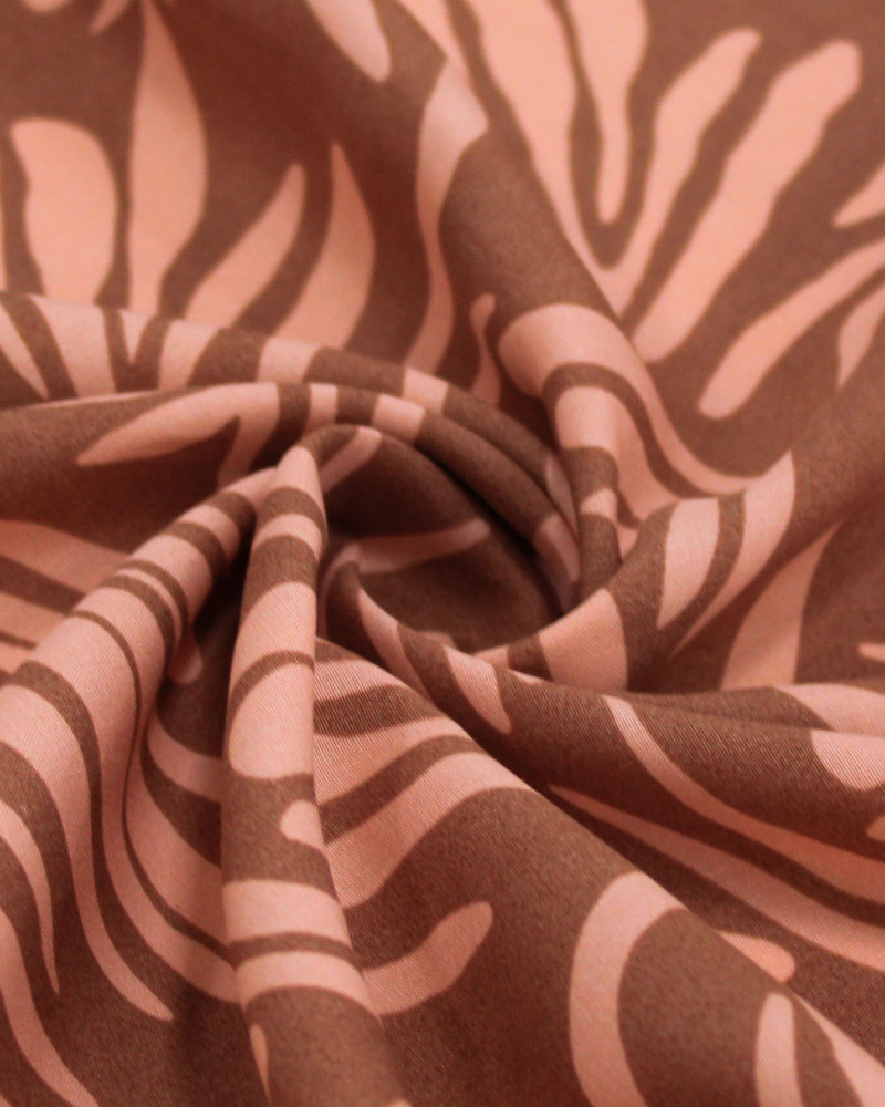 Tecido Viscose Folhagens Abstratas Rosa Chiclete e Marrom