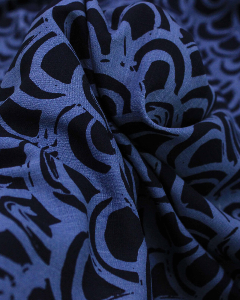 Tecido Viscose Texturizada Arcos Tons de Azul