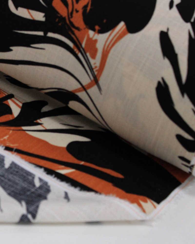 Tecido Viscose Texturizada Pintura Abstrata Terracota, Preto e Bege