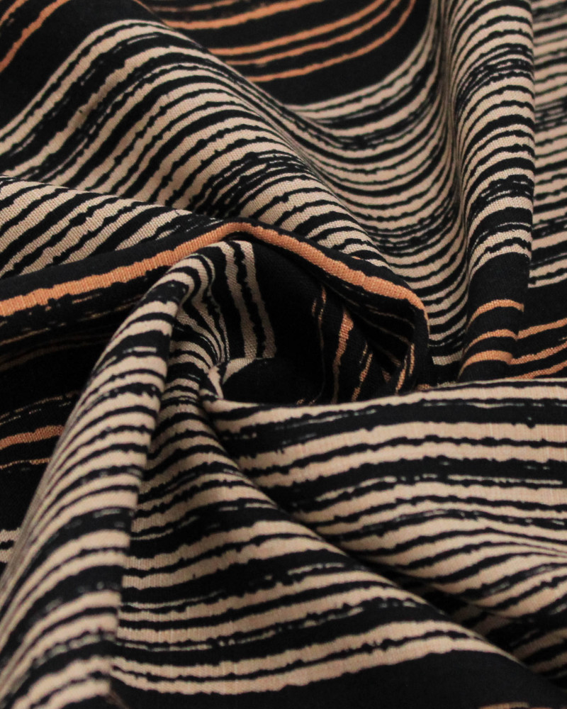 Tecido Viscose Texturizada Listras Bege, Laranja e Preto